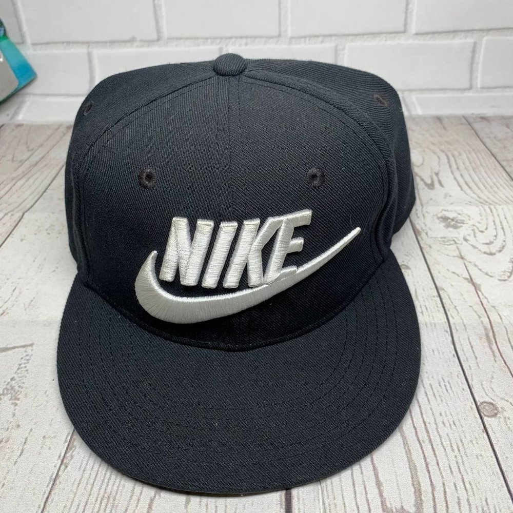 Nike‎ Youth/kid Swoosh Sportswear Classic Hat Snapback Cap Black